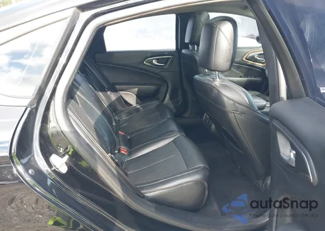 2015 Chrysler 200 C из США, поврежденный, VIN 1C3CCCEGXFN543741